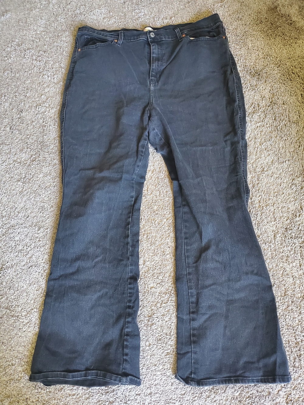 Levi's Women's High Rise Flare In Black